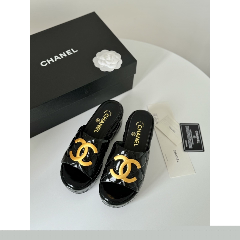 Ch*el slippers